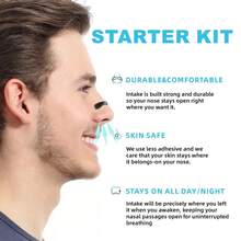 100个磁性贴，4个鼻夹和1个磁性鼻扩张器，外置鼻贴，可吸入鼻，磁性鼻贴和鼻呼吸扩张器，男女适用，白色和黑色套装。适合运动、家庭、旅行和商务旅行。 - 彩色 - 查看 3