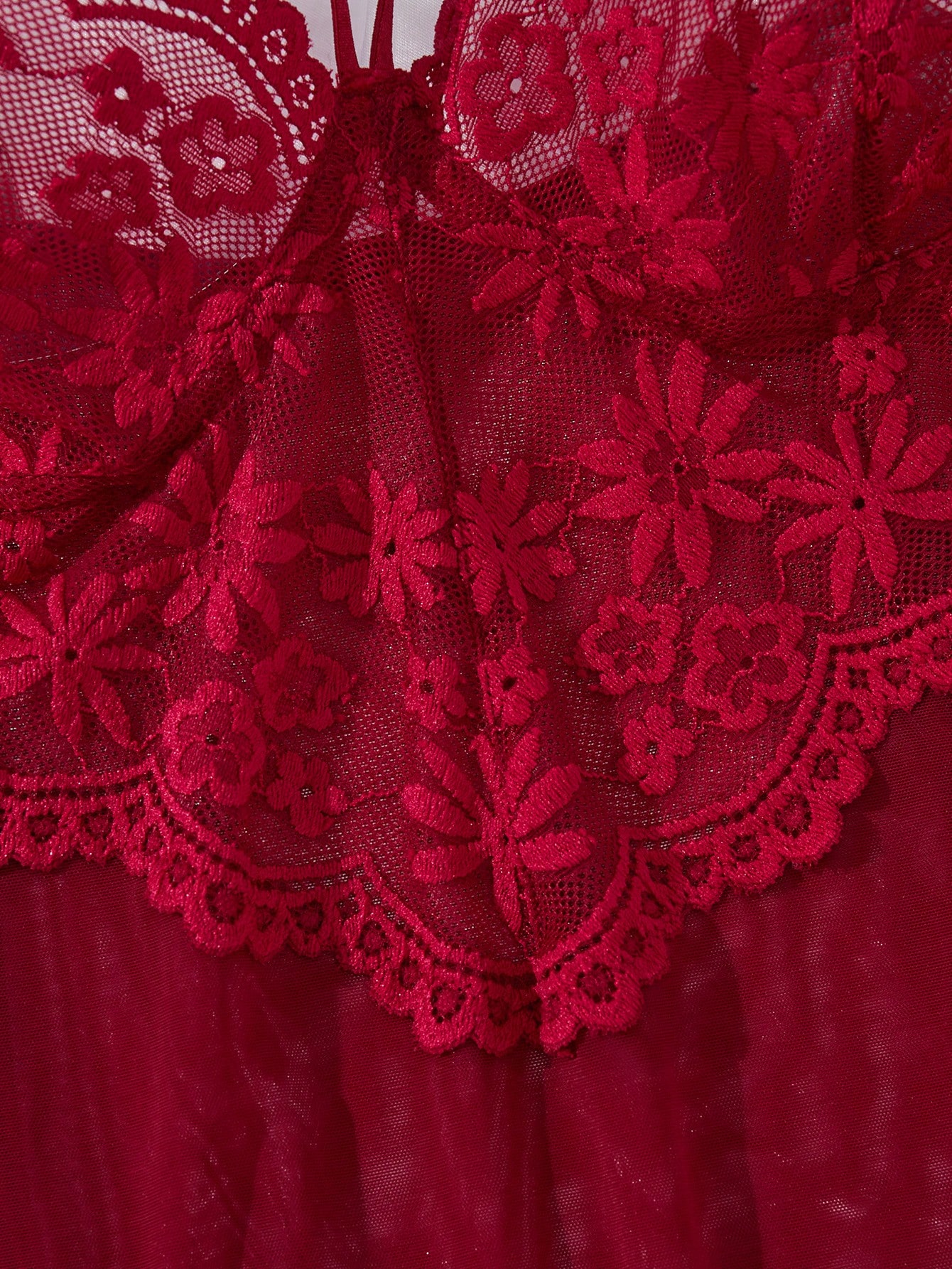 مجموعة قطعتين من بيجامات النساء الحمراء الناعمة والمريحة المزينة بالدانتيل والأزهار، هدايا عيد الميلاد وعيد الهالوين، ثوب نوم دانتيل مثير شبه شفاف مع ملابس داخلية، فستان بحمالات للاستخدام المنزلي اليومي، ثوب نوم