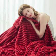 Super Soft King Blanket Pink Premium Silky Flannel Fleece 3D Ribbed Jacquard Lightweight Bed Blanket All Season Use (Pink Ribbed, King(90"X110")) - 紅肋 - 查看 1