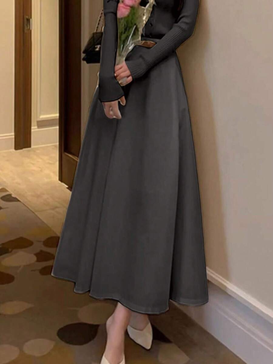 Solid Color High Waist Skirt With Pockets On Both Sides And Wide Hem - Grey - View 1
