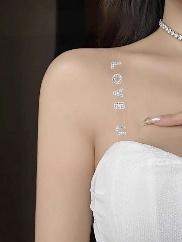 1 pieza Letra en inglés de personalizada, tipo personalizado, decoración de letra en inglés de metal con cristales de expresión especial, invisible y transparente para tirante de sujetador, accesorio de tirante transparente invisible y ajustable para bikini, ropa de fiesta, accesorios para camisola, regalo para amigo, amante o mejor amiga