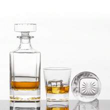 5 pièces Ensemble de carafe élégante en cristal de 750 ml/25 oz avec 4 verres. Kit de service de whisky et de vin haut de gamme pour bar moderne, mariage et cadeau pour la fête des pères, prêt pour la pendaison de crémaillère