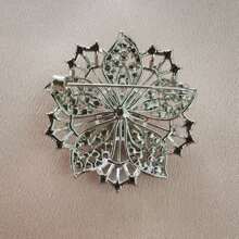 1 pieza Broche de lujo con flores y cristales, accesorio de moda para abrigo, vestido, uso diario