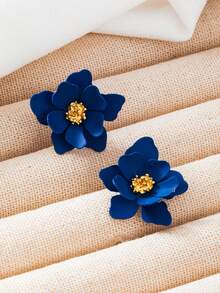 1 Pair Fashion Delicate Flower Stud Earrings, High-End Women Earrings - Blue - View 3