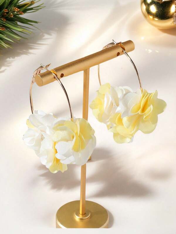 1 Pair Summer Vacation Personalized Handmade Ffashion Elegant Simulation Creative Cloth Flower Ball Alloy Earrings Suitable For Women's Daily Dance Party & Music Festival Wear