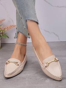 英式米色金属扣尖头一脚蹬乐福鞋，加大码 35-45，时尚柔软舒适的平底休闲鞋，适合春秋冬，黑色