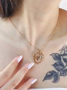 European & American Style Openwork Metal Heart Pendant Necklace, Delicate Luxe Heart Charm, Gift Jewelry For Valentine's Day