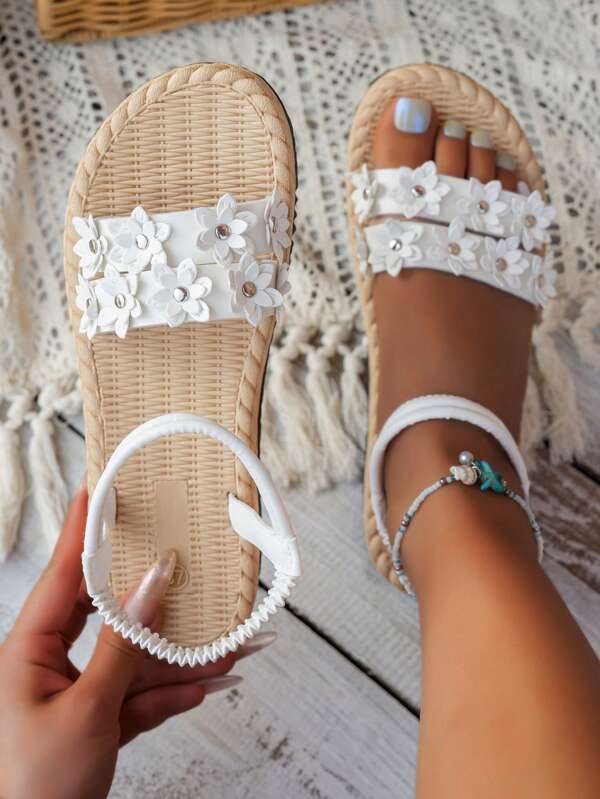 New Roman Style Flat One-Strap Plus Size Sandals, Bohemian Floral Round Toe Design