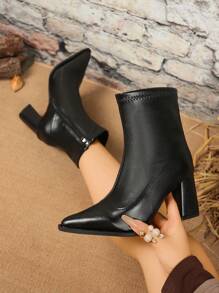 Women's New British Style Leather Short Boots Black Elegant Chunky Heel Short Boots. Retro Pointed Toe Metal Side Zipper Boots. Chunky Heel High Heel Chelsea Boots. American Mid Heel Western Boots. Fashion Short Tube Boots.
