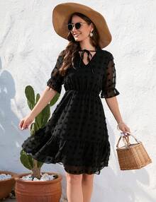 Women's Short Sleeve Swiss Dot V Neck Dress Casual A Line High Waist Dress Summer Solid Ruffle Mini Dress - 黑色 - 查看 5
