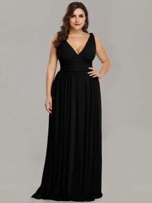 EVERPRETTY Plus Size Sexy V-Neck Backless High Waist Black Bridesmaid Dress, Formal Wedding Guest Party Evening Gown, Spring/Summer - Black - View 3