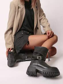 秋冬款黑色条纹扣前拉链厚底圆头优雅百搭通勤时尚女靴 - 黑色 - 查看 2