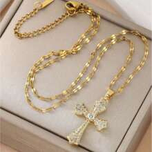 1 pièce Collier du Sacré-Cœur de Jésus pour femmes, pendentif croix en zircone cubique rouge sur chaîne en acier inoxydable. Accessoires de bijouterie, cadeau pour elle, Saint-Valentin