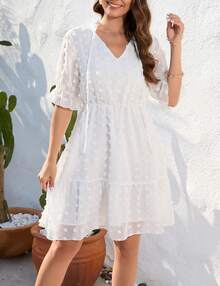Women's Short Sleeve Swiss Dot V Neck Dress Casual A Line High Waist Dress Summer Solid Ruffle Mini Dress - 白色 - 查看 4