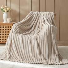 Super Soft King Blanket Pink Premium Silky Flannel Fleece 3D Ribbed Jacquard Lightweight Bed Blanket All Season Use (Pink Ribbed, King(90"X110")) - 亞麻羅紋 - 查看 1