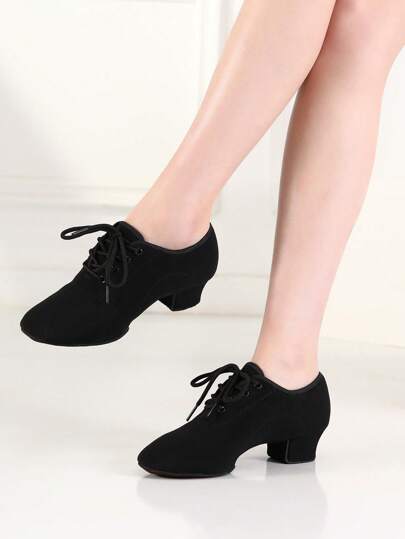 女士拉丁舞鞋，系带黑色爵士舞鞋，专业舞鞋，交谊舞莎莎舞鞋，封闭式趾部分趾低跟，教学练习表演，尺码较小
