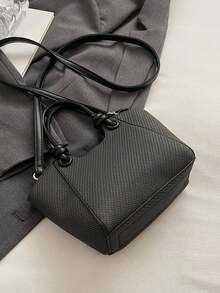 极具魅力的大容量时尚手提包，休闲优质纹理斜挎包，搭配可爱仿巧克力吊坠，百搭日常小众设计水桶包，适合通勤、旅行、度假 - 黑色 - 查看 11