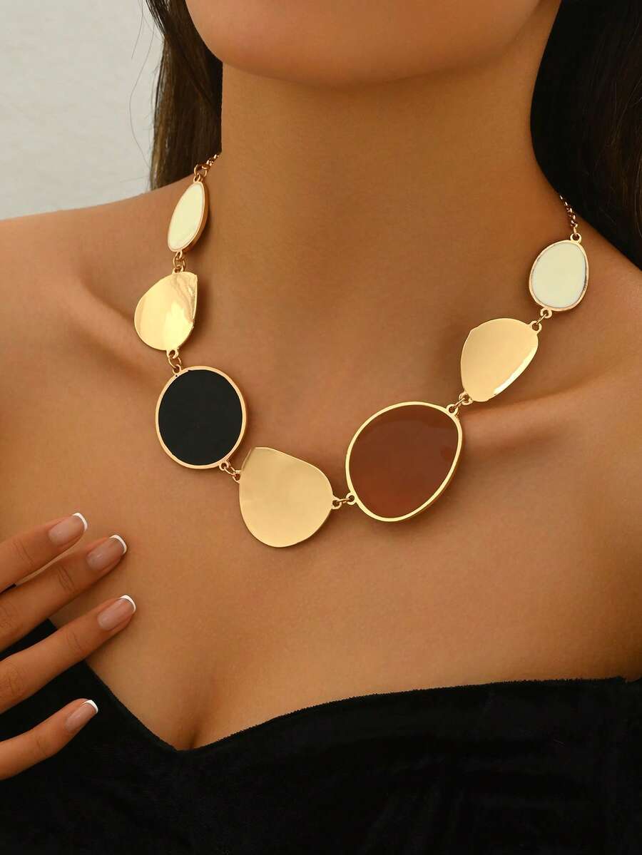 1pc Fashionable Exaggerated Geometric Asymmetrical Multi-Shape Spliced Choker Necklace