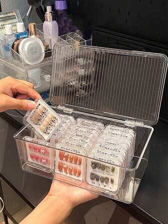 10 pièces/1 pièce Boîte de renforcement des ongles, boîte de rangement pour les ongles, boîte d'affichage en matériau PET transparent, boîte de rangement antidérapante de bureau avancée, boîte d'affichage de patch manuel pour les ongles, boîte de rangement pour les outils de beauté des ongles à la maison. La boîte d'affichage peut également ranger les bracelets, les patchs de faux cils, les animations. La boîte anti-poussière peut ranger le vernis à ongles, le dissolvant et d'autres outils cosmétiques