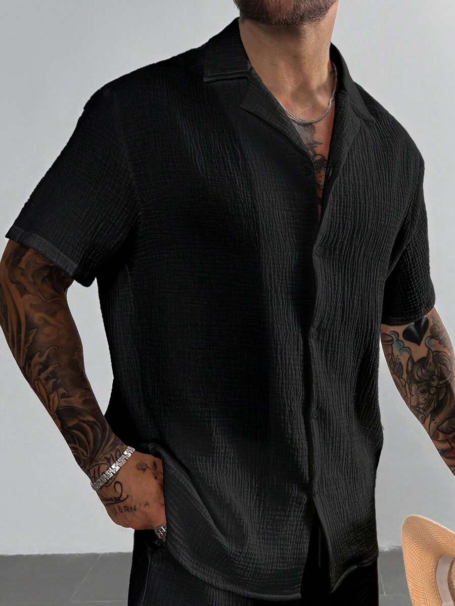 Men's Casual Vacation Summer Outings And Daily Use, Featuring A Classic Solid Color Loose-Fitting Short-Sleeve Shirt With A Button-UP Closure, Ideal For A Hawaiian Beach Getaway, Music Festivals, And Everyday