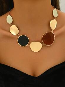 1pc Fashionable Exaggerated Geometric Asymmetrical Multi-Shape Spliced Choker Necklace