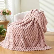 Super Soft King Blanket Pink Premium Silky Flannel Fleece 3D Ribbed Jacquard Lightweight Bed Blanket All Season Use (Pink Ribbed, King(90"X110")) - 粉色 - 查看 1