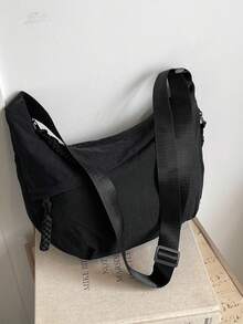 时尚黑色尼龙防水单肩包，休闲简约学院风，宽肩带，多拉链设计，适合学生、日常使用、购物