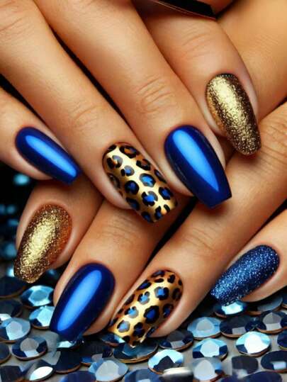 Update Your Look And Show Off The Charm Of Your Fingertips. Short Square Gold And Blue False Nail Patches, Detachable, 24 Nail Art Pieces, Blue Leopard Print Pattern Wearable Nails, Suitable For Both Ladies And Girls. Nail Art Patches For Daily Wear, Festivals, Parties, Dates And Gatherings. Simple, Fashionable And High-End False Nail Patches Nails Press On Nails Nail Supplies