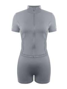 LovelyWholesale Women's Casual Stand Collar Short Sleeve Zipper Top And Shorts Yoga Set, Summer Fitness Outfit - Light Grey - View 4