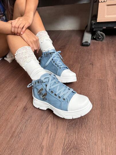 DareSee Women's All-Season Thick-Soled Height-Enhancing Casual Shoes, Breathable And Comfortable Design, Lace-Up Closure, Fashionable Style, Versatile And Lightweight, Suitable For Sports And Daily Wear MusicFest Y2KFest Back To School Autumn Winter Gifts