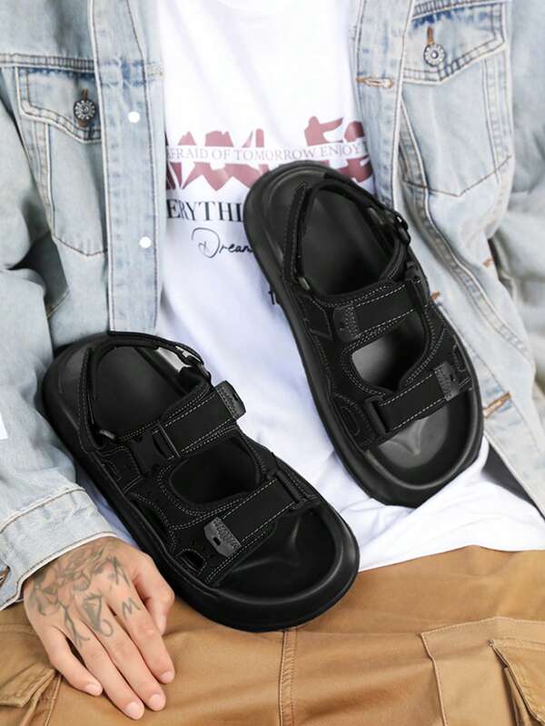 Nouvelles sandales d'été pour hommes, chaussures de plage polyvalentes à la mode, sandales/mules d'hommes à semelle souple et légère, mules noires et brunes, taille 39-44
