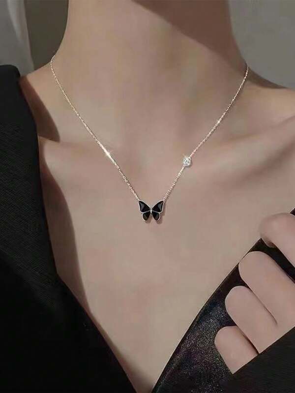 1pc Elegant Luxury Black Butterfly Pendant Necklace Suitable For Women's Daily, Festival, And Party Wear