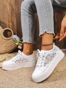 秋冬女士蕾丝刺绣透气平底休闲运动鞋，春夏舒适低帮平底鞋，返校运动鞋