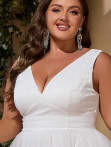 Robe de soirée élégante et élégante avec dentelle et tulle pour femmes. Robe de mariée pour invités, robe de cocktail de longueur mi-mollet, style de ligne A. Tenue de mode pour croisière, remise des diplômes, événement formel