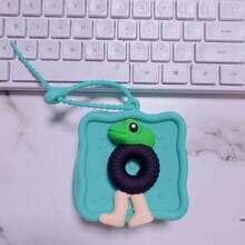 Y2K 意大利 Braindead 动物钥匙扣零钱包，来自“山海经”的硅胶零钱包，多功能 Tung Tung Tung Sahur 耳机卡夹，Tralalerotralala 学生挂式零钱包，配件吊坠背包，适合学校卡通万圣节配饰教师节包挂绳带身份证夹汽车配饰包饰