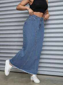 女式修身中长无弹力牛仔裙，开叉下摆细节和口袋设计 - 适合春、夏、秋、冬的休闲中长牛仔裙 - 中等水洗藍 - 查看 4