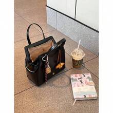 Women Shoulder Bags - 黑色 無掛件 - 查看 2