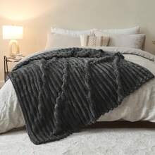 Super Soft King Blanket Pink Premium Silky Flannel Fleece 3D Ribbed Jacquard Lightweight Bed Blanket All Season Use (Pink Ribbed, King(90"X110")) - 灰色羅紋 - 查看 9
