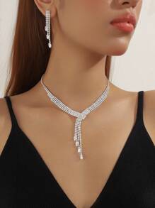 Conjunto de joyas brillantes para mujeres, incluye collar con rhinestones + aretes de 3 piezas, elegante y de moda, minimalista y versátil, el mejor accesorio para fiestas, bodas y festivales