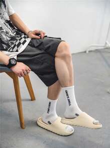 Men's House Slippers, Summer Indoor Thick Sole Anti-Slip Bathroom Shower Couple Home Breathable EVA Quiet Slippers, One Size Smaller