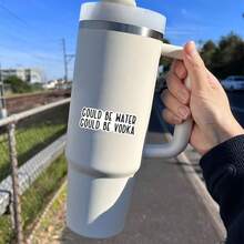 3英寸乙烯基贴纸，易于粘贴，防水防油，设计清晰，趣味十足的“可能是水，也可能是伏特加”贴纸 - 适用于笔记本电脑、水瓶、汽车、手机的幽默讽刺贴花 | 送给伏特加爱好者和派对达人的完美礼物。可重复使用贴纸，适用于汽车贴纸、保险杠、笔记本电脑、水瓶、书籍等。学校用品，返校季 - 彩色 - 查看 4