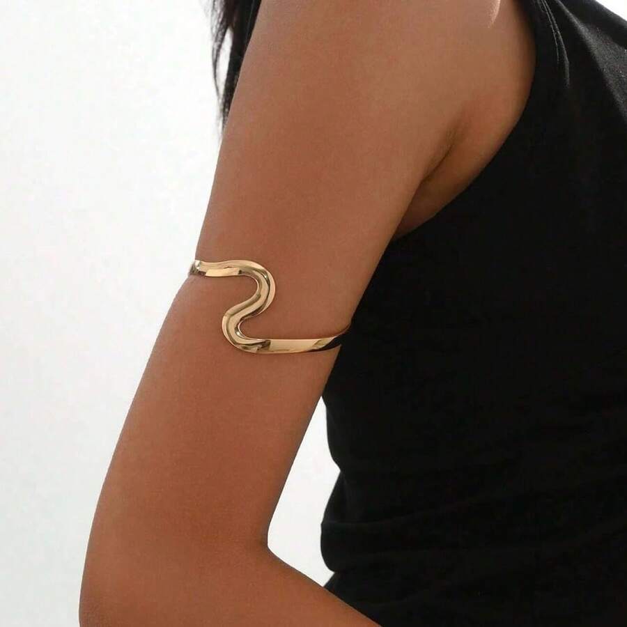 1 件简约时尚不对称金属丝可调节金色袖口，INS 风格设计，个性化简约美学，极简手链，手臂配饰适合女性日常穿着和派对 - 查看 1
