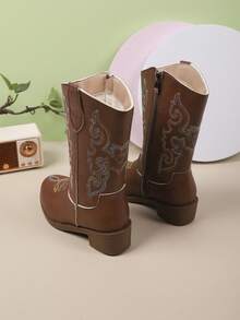 1 par de botas vaqueras para niñas, de nuevo diseño de invierno con forro, bordadas, con cremallera lateral, tacón alto, de moda, cálidas, aptas para fiestas y uso al aire libre - Marrón - Ver 5