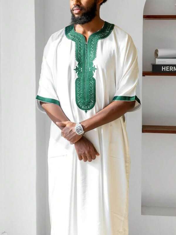 Eleganter weißer marokkanischer Gandoura für Herren mit gesticktem Muster, islamischer Jubba Thobe, ideal für Eid muslimische religiöse Veranstaltungen, Männerkleidung, arabische Männerkleidung für Feiern, Gebets-Langbekleidung