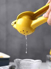 1pc Premium Lemon Juicer Manual Lemon Juicer Citrus Lemon Juicer Fruit Juicer Lime Juicer Metal Professional Manual Juicer Kitchen Tools Yellow Green