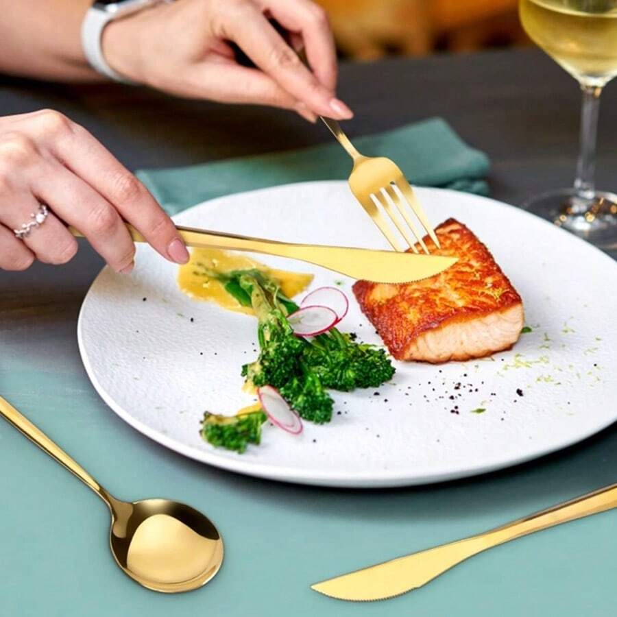 4/16/24/32pcs Stainless Steel Cutlery Set, Dishwasher Friendly And Easy To Clean Flatware Set, Suitable For Home, Kitchen, Restaurant