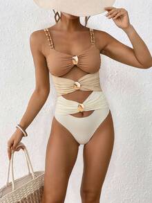 Sexy One Piece Swimsuit Color Blocking Halter Bikini With Metal Clasp Design,Beach And Resort One Piece Swimsuit,Metal Decor,Cut Out,Double Straps,Solid Color,For Women,Mature Swimsuit Set For Women,Featuring Adjustable Strap Top Decorated With Metallic Beads In Tricolor Cutout And Regular Triangle Bottom - 卡其色 - 查看 3