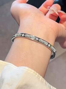 1 件优雅不锈钢银色时尚防水手链首饰女士 - 銀色 - 查看 18