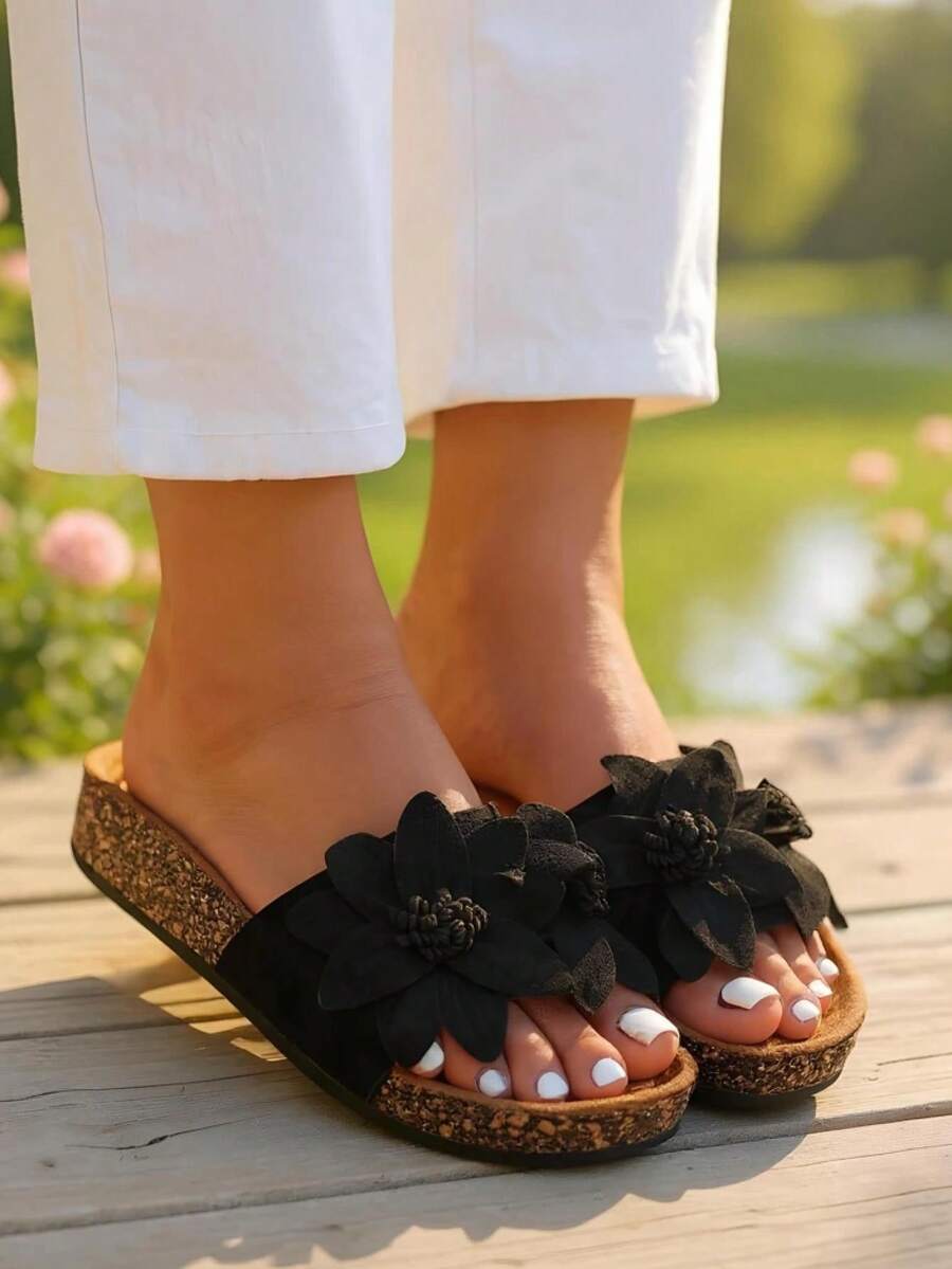 Women's Sandals With Flowers - Black - View 1