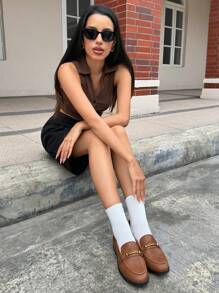 DareSee Mocassins plats confortables pour femmes avec boucle métallique et bout rond, à talons bas. Idéaux pour le printemps, l'automne, les festivals de musique et Y2K, la rentrée scolaire, Noël et l'hiver. Parfaits comme cadeaux de Noël